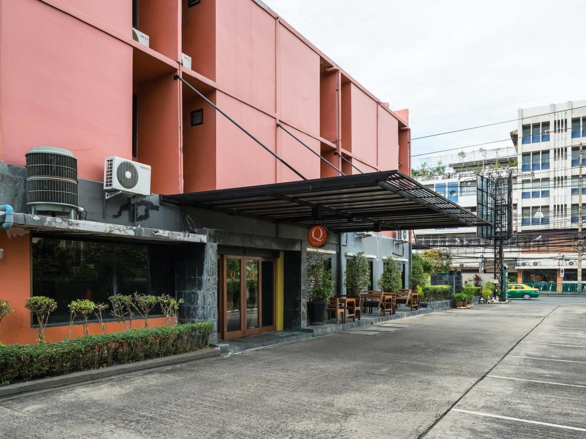 Q Hotel Bangkok Eksteriør bilde