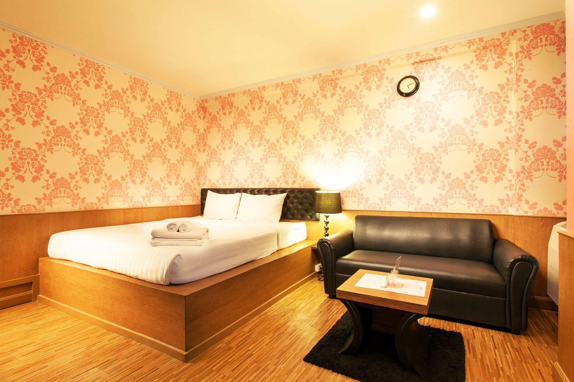 Q Hotel Bangkok Eksteriør bilde